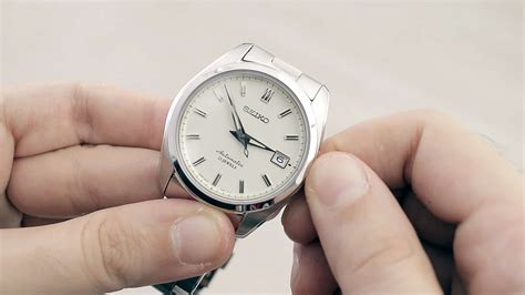 do automatic watches need winding